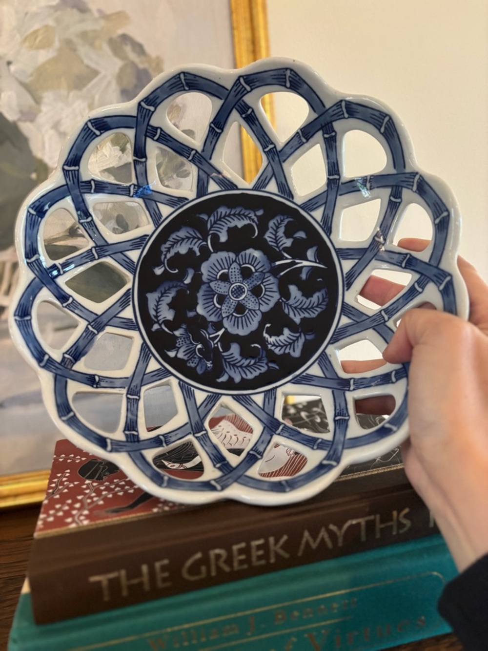 Blue and white decorative bowl